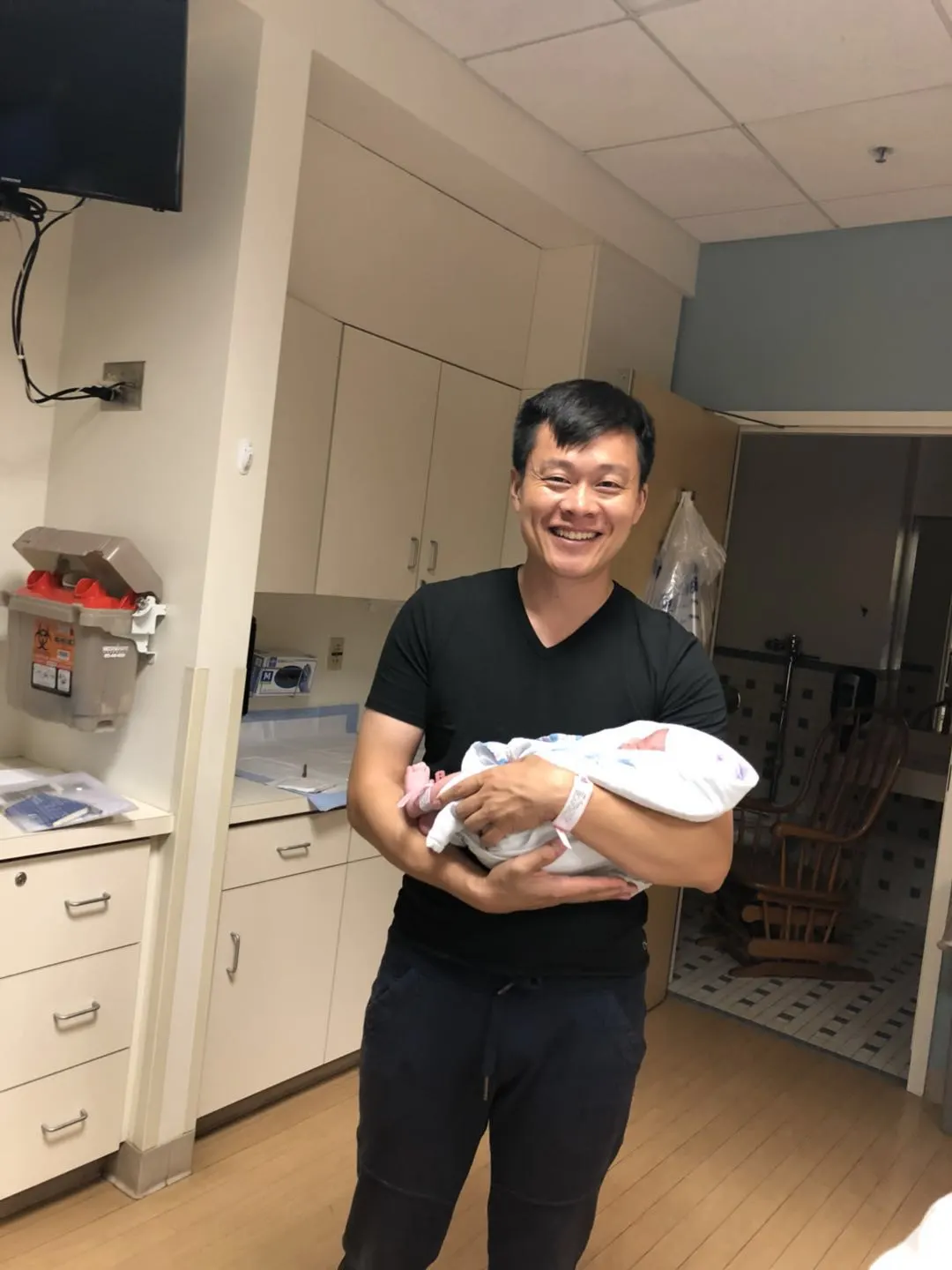 Surrogacy for Single Men: A Step-by-Step Planning Guide